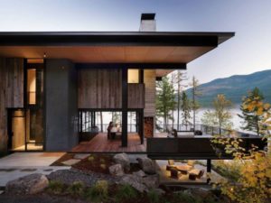 Read more about the article The Dragonfly House Offers Best Views of Whitefish Lakes