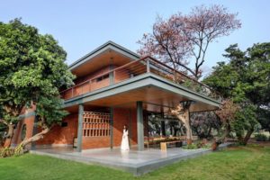 Read more about the article Nirmal Farm – The House that Embraces Nature